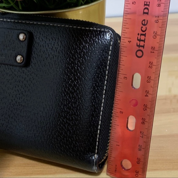 Kate Spade Wellesley Neda Pebbled Black Leather Zip Around Wallet - Picture 13 of 14
